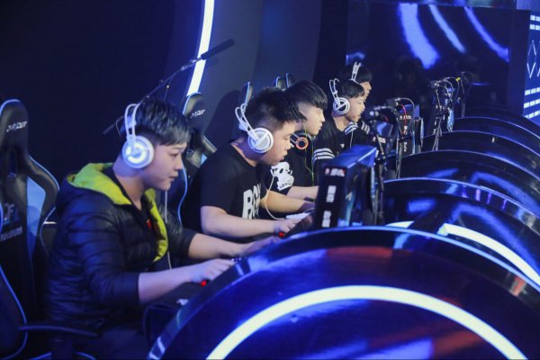 对手速度冲 对手速度冲